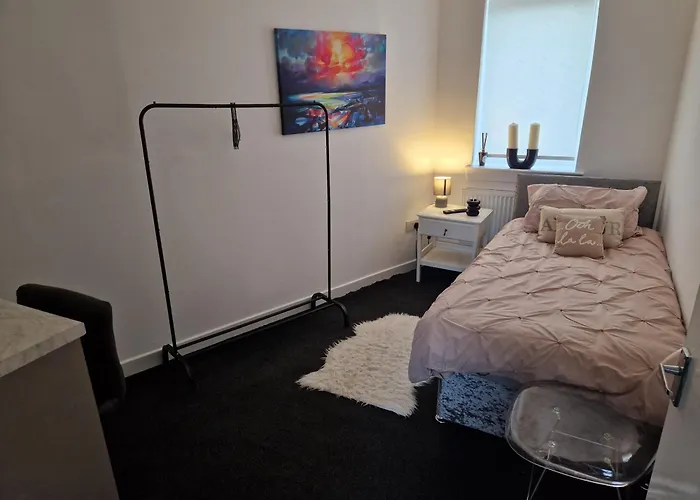 The M Rooms At 144